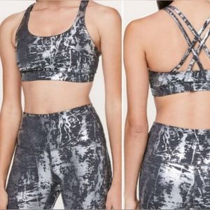 Lululemon Energy Long Line Metallic Limited Edition Bra High Shine Silver Size 6